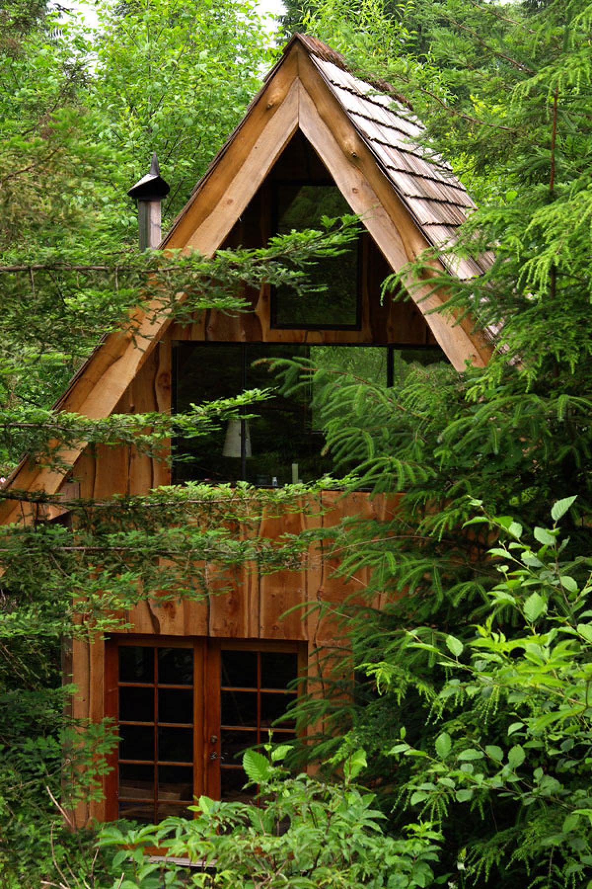 51_A-Lovely-Forest-Home-Built-With-A-11000-Budget_0-f_mini