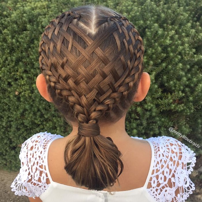 mom-braids-unbelievably-intricate-hairstyles-every-morning-before-school-3__700