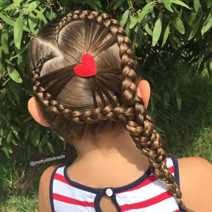 mom-braids-unbelievably-intricate-hairstyles-every-morning-before-school-7__700