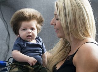 baby with hair