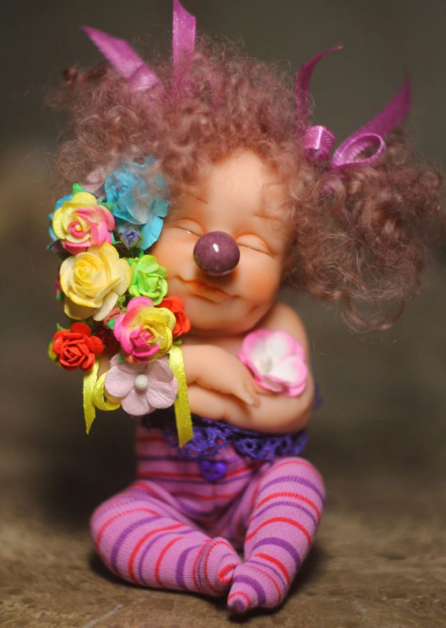 Little-Moms-Sunshine-Perfect-Life-Like-Dolls-By-Elena-Kirilenko-589869b2f1db3__700