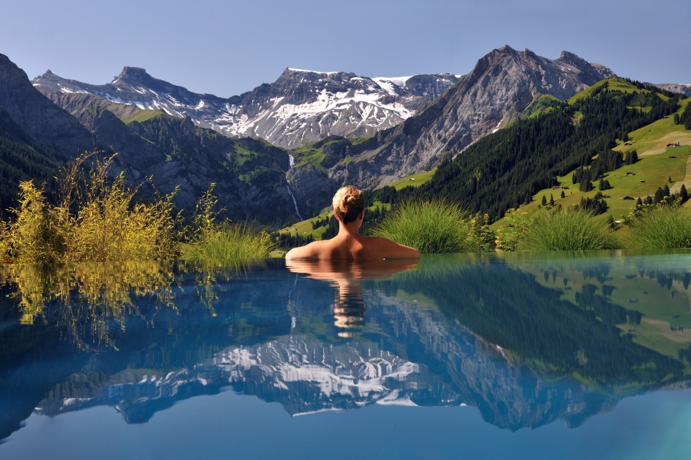13963710-The-Cambrian-Adelboden-outdoor-pool-summer2000x1333-1000-f1afe856a5-1481008551