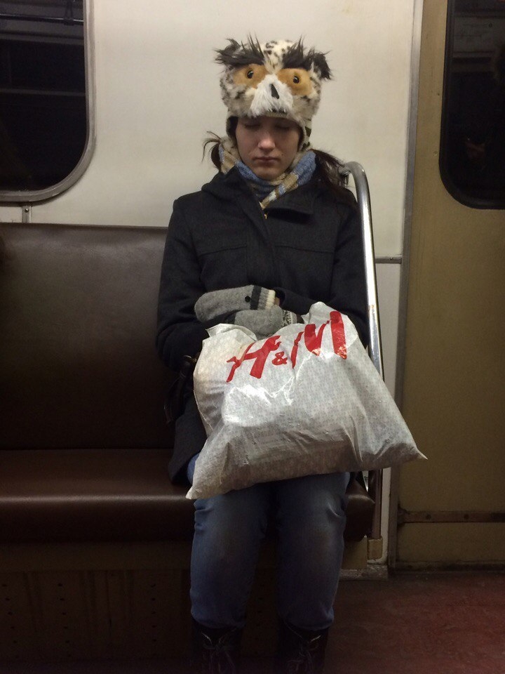 Вы чё такие модные, а?))  Распрекрасная мода российского метрополитена!