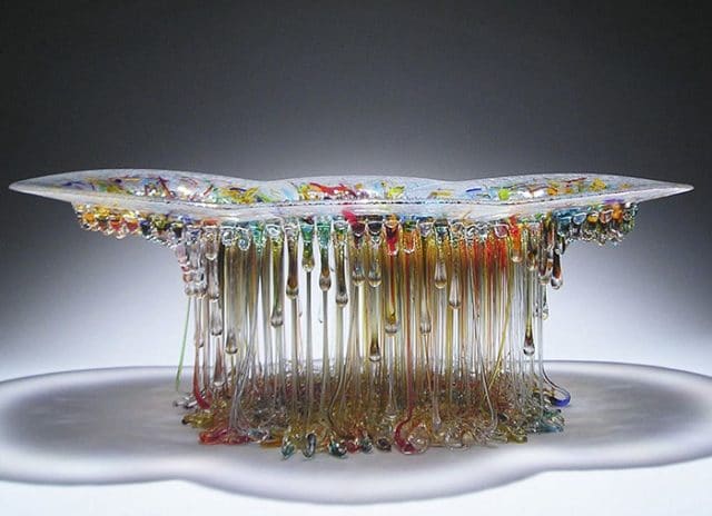 Итальянское искусство! 14 самых необычных стеклянных столов, заставляющих усомниться в их реальности!
