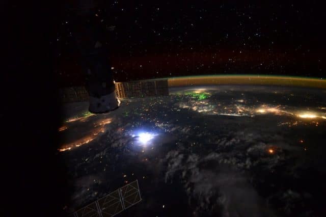 Вот это зрелище! 16 самых поразительных фото нашей планеты из космоса... рис 4