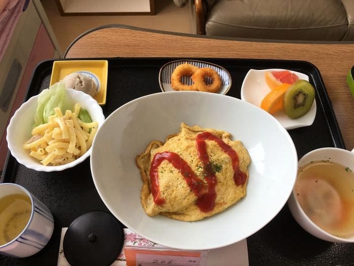 Круче любого ресторана! :) 12 самых вкусных фото о том, как кормят в японских больницах!