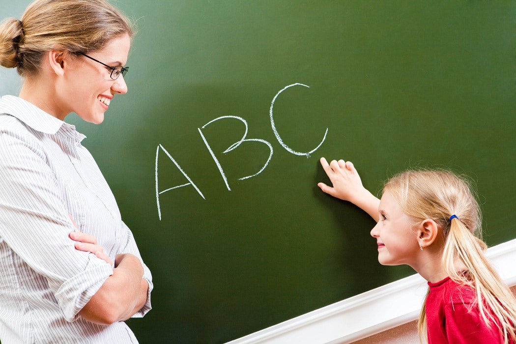 “Do you speak по-русски?”: советы педагогов для семей, в которых растут дети-билингвы