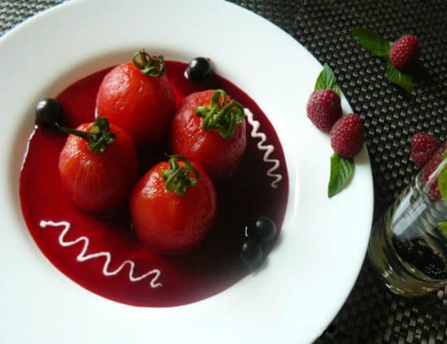 Помидор с мороженым, фаршированные малиной томаты и другие... ДЕСЕРТЫ из этой ягоды-овоща! ) рис 5