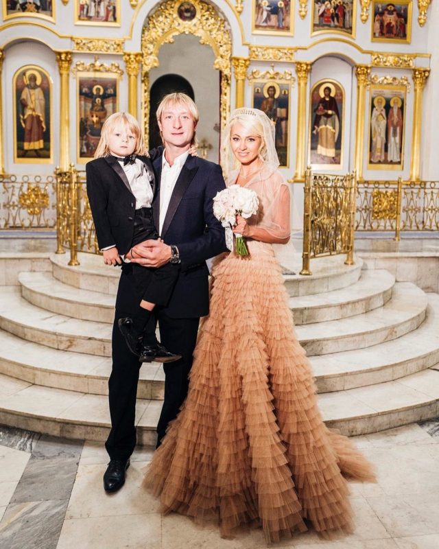 «Ближе мы не стали, потому что ближе уже некуда» Венчание и изменения после обряда в жизни Евгения Плющенко и Яны Рудковской!