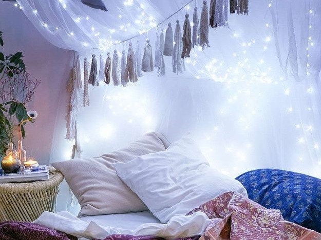 Сплошная романтика: гирлянды для спальни, которые помогают мечтать рис 3