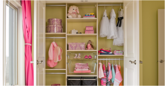 Шкафчик принцессы или принца: 7 способов удобного хранения детской одежды