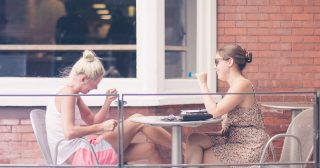 people-2575361_1920
