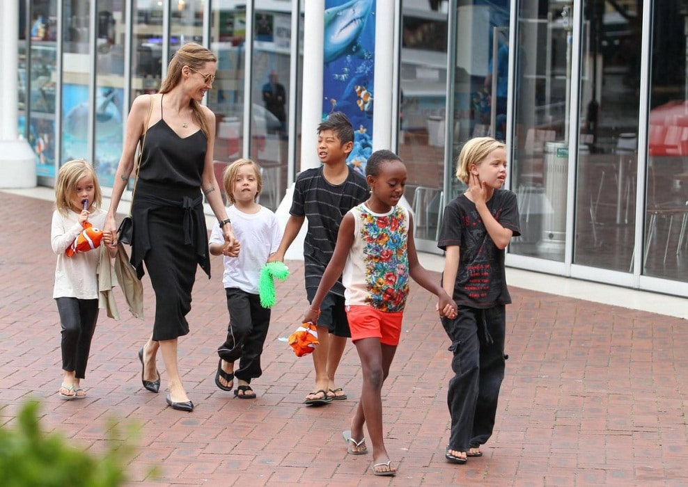 Хотите воспитывать детей, как Анджелина Джоли и Брэд Питт? Воспользуйтесь этими 10 советами! рис 3
