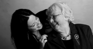 grandmother-453131_1280
