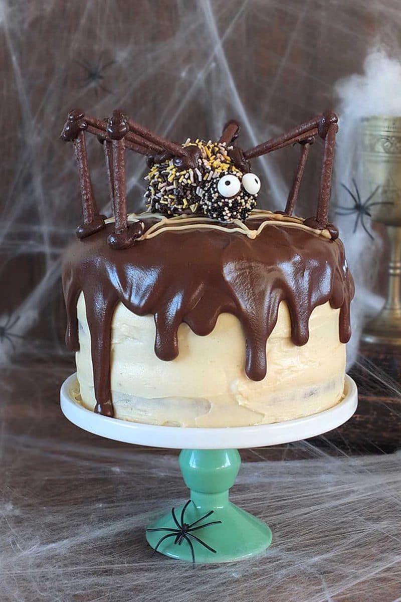 Торт с пауком