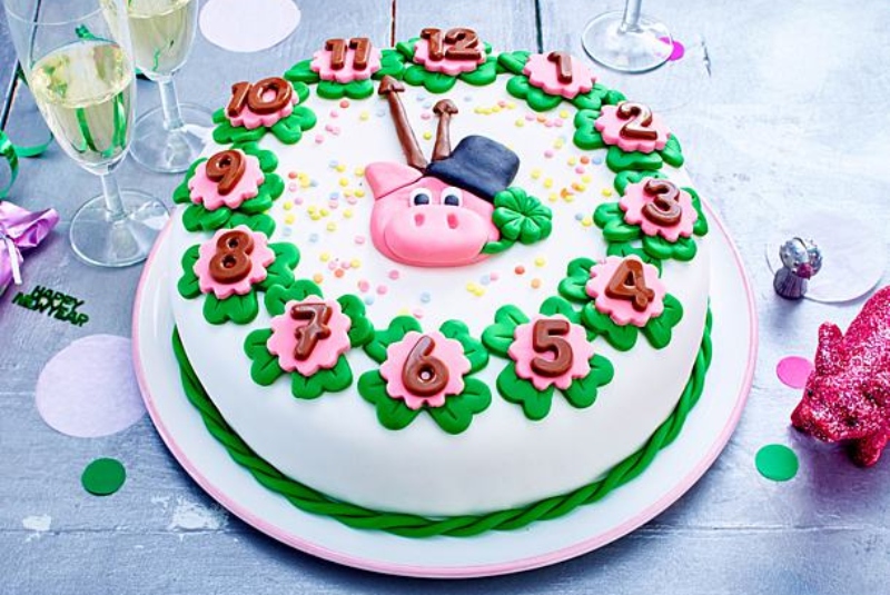 Новогодний торт к году Свиньи
