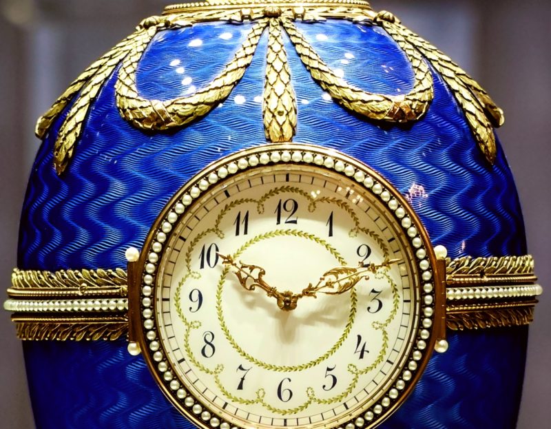 яйцо-часы Фаберже созданное в 1904-м - по заказу Александр Кельча