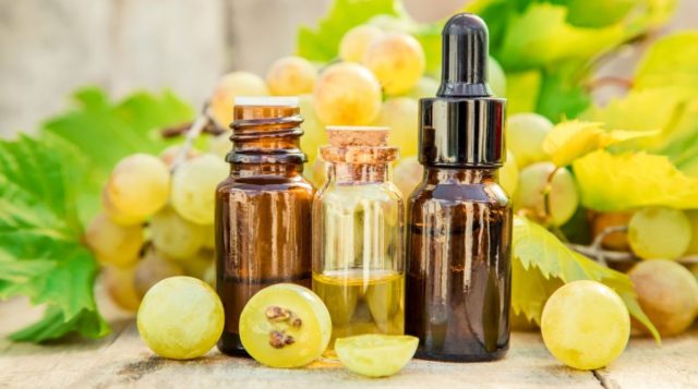 Ваша кожа скажет спасибо: 5 причин приобрести масло виноградных косточек