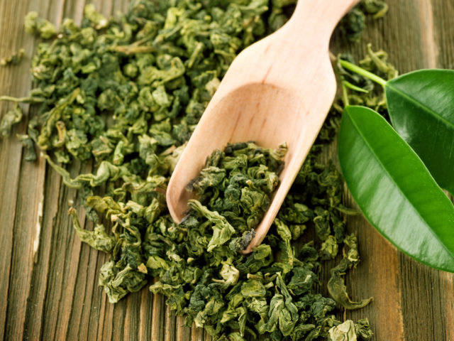 листья зеленого чая