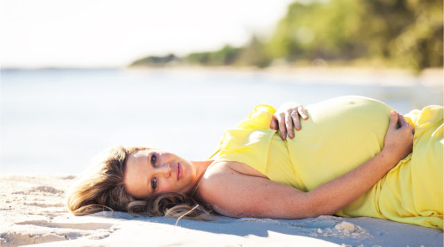 Беременность и солнце: 7 советов для женщин в положении