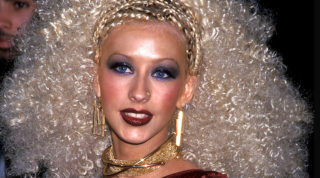 christina-aguilera-hair-06-1363297375