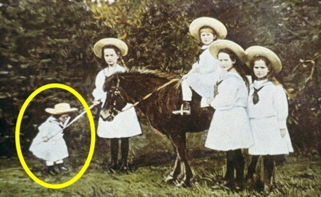 старое фото детей с пони