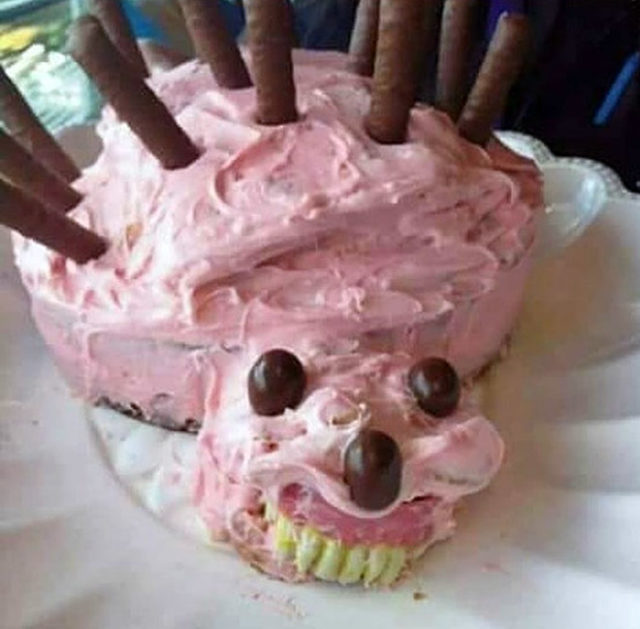 розовый торт в форме ежа
