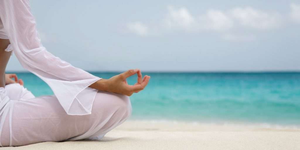 Медитация на пляже