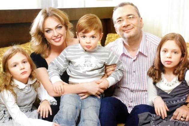 константин меладзе с бывшей женой и детьми