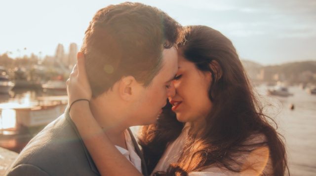 12 интересных фактов о поцелуях, которых вы наверняка не знали