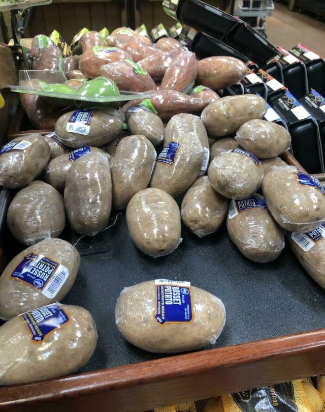 картошка в пленке