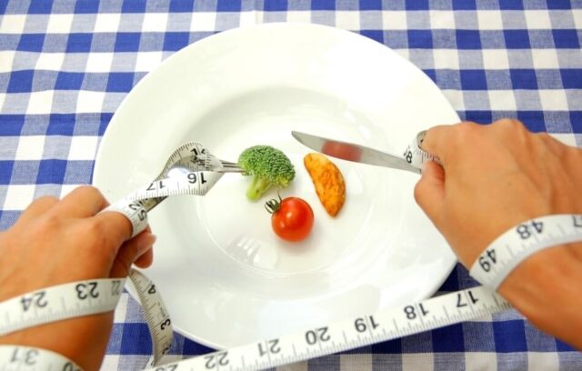 10 негативных последствий низкокалорийных диет