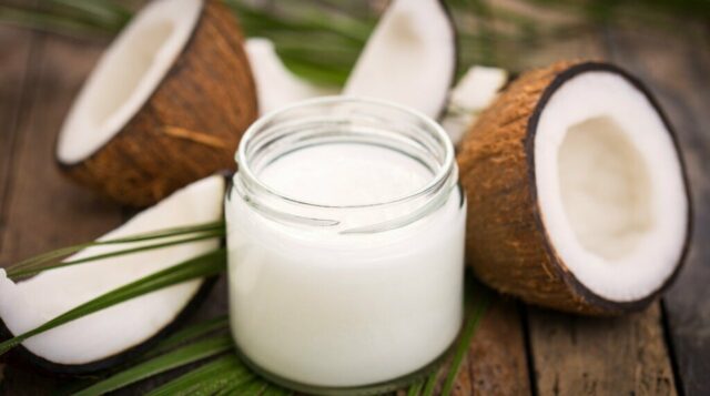 6 способов применения кокосового масла с пользой