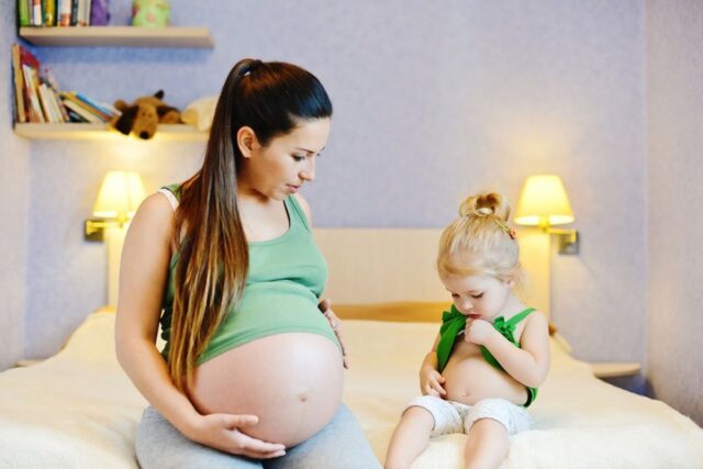 “Малыш, я беременна!” Как сказать ребёнку о том, что у него скоро будет братик или сестричка