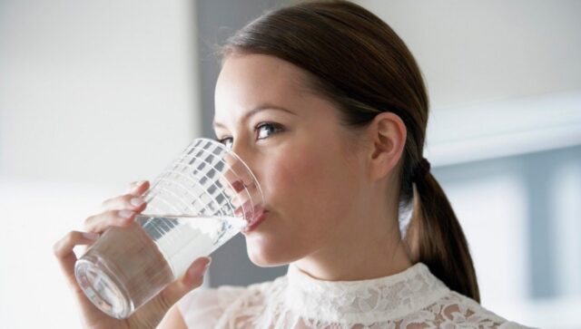 Что будет с организмом если выпивать 2 литра воды каждый день
