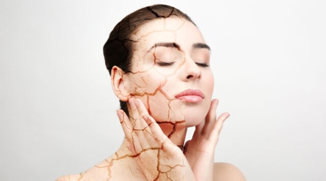 Как ухаживать за сухой кожей тела летом: особенности и советы